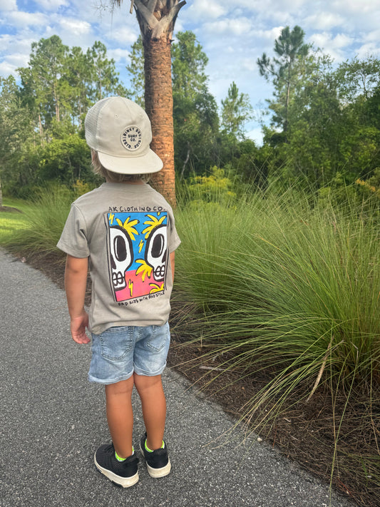 Paradise Skelly - Graphic TShirt